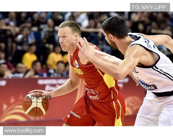 南京篮球队战术变革引发热议新策略助力球队崛起与发展